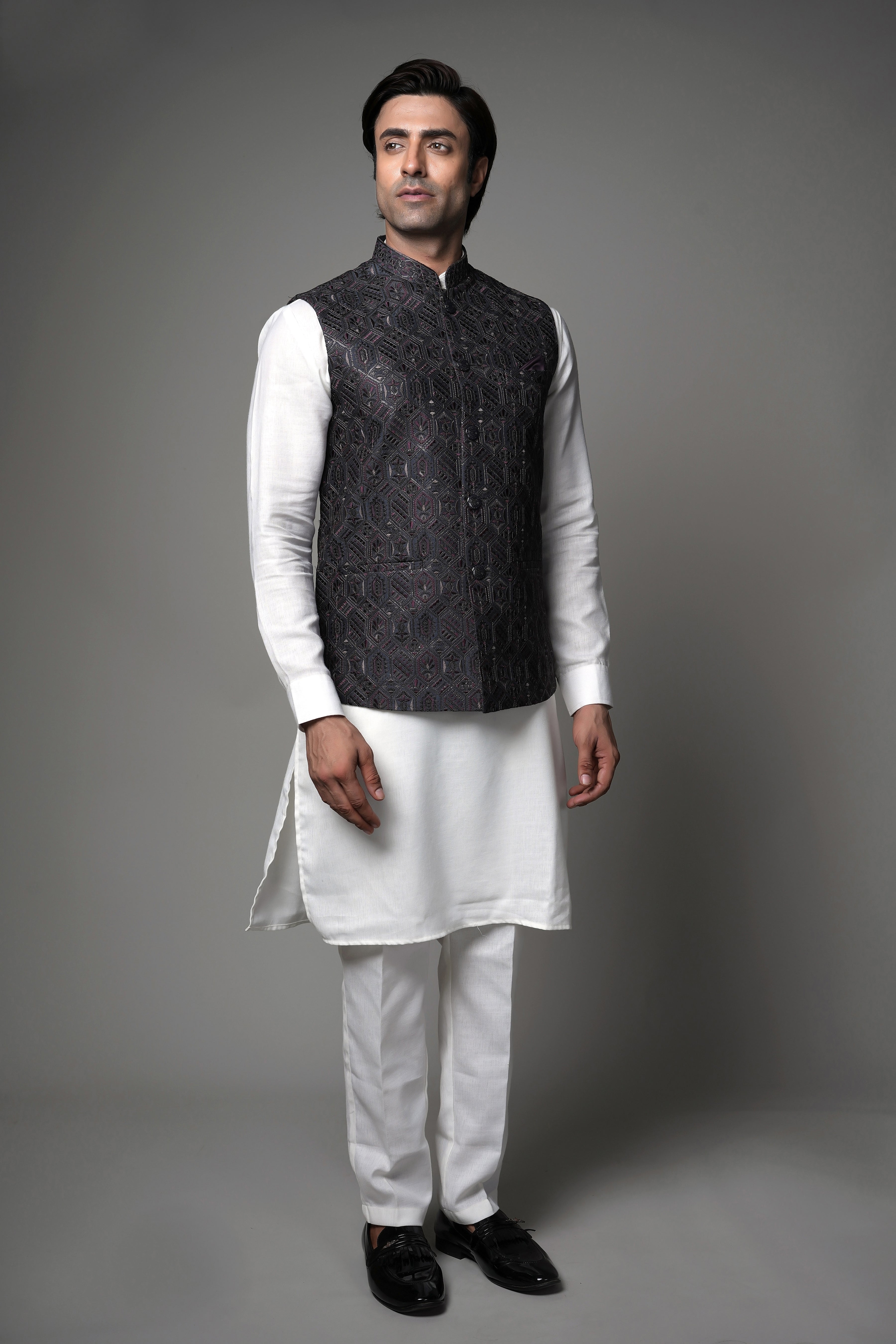 Textured Jacquard waist coat set in Deep Plum and Black