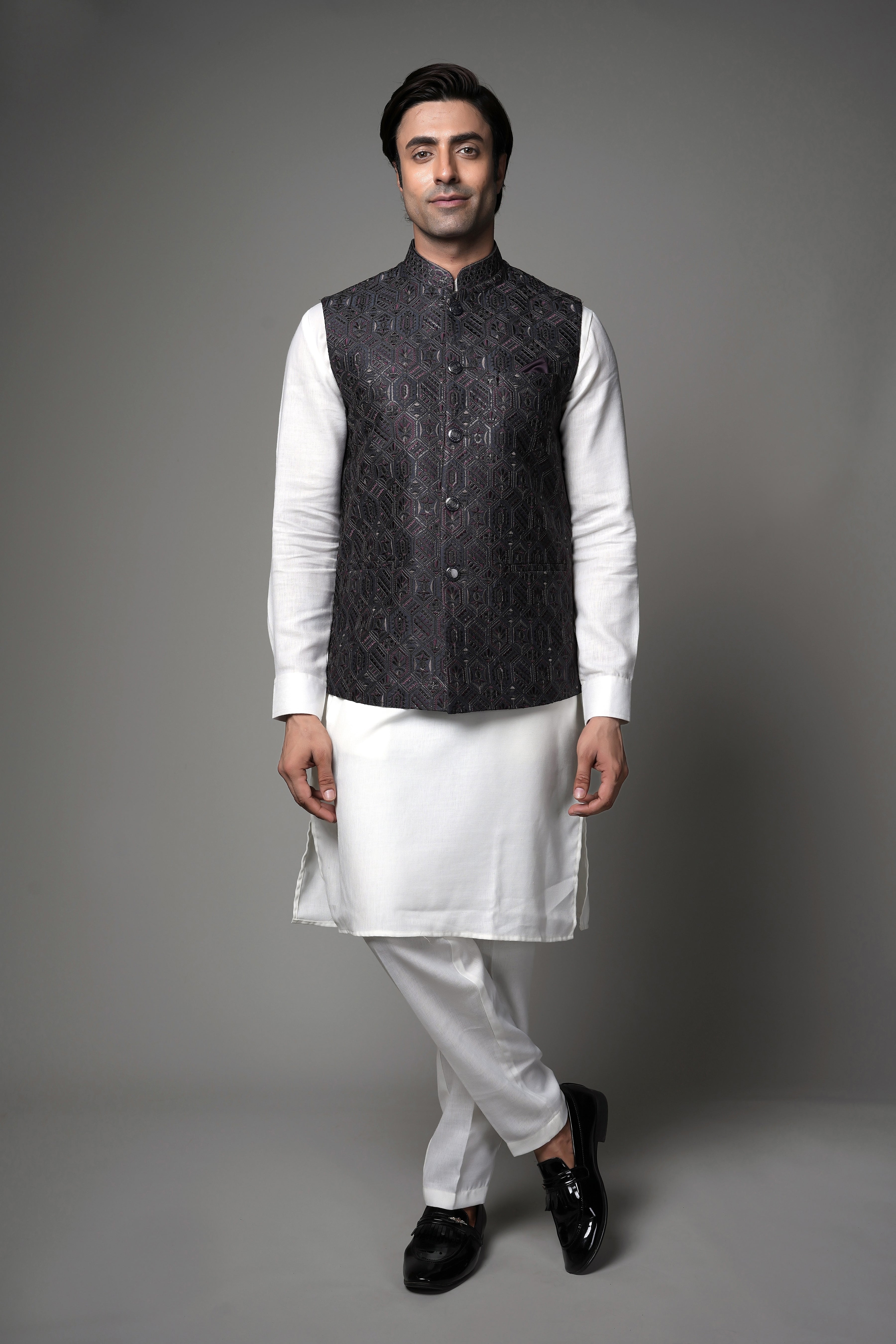 Textured Jacquard waist coat set in Deep Plum and Black